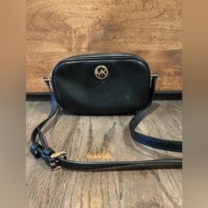 Michael Kors crossbody purse